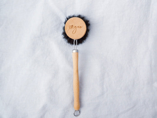 Cepillo de madera de haya Alemana con cerdas naturales